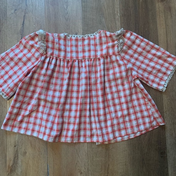 Red Plaid Lace-Trimmed Blouse - Picture 2 of 9